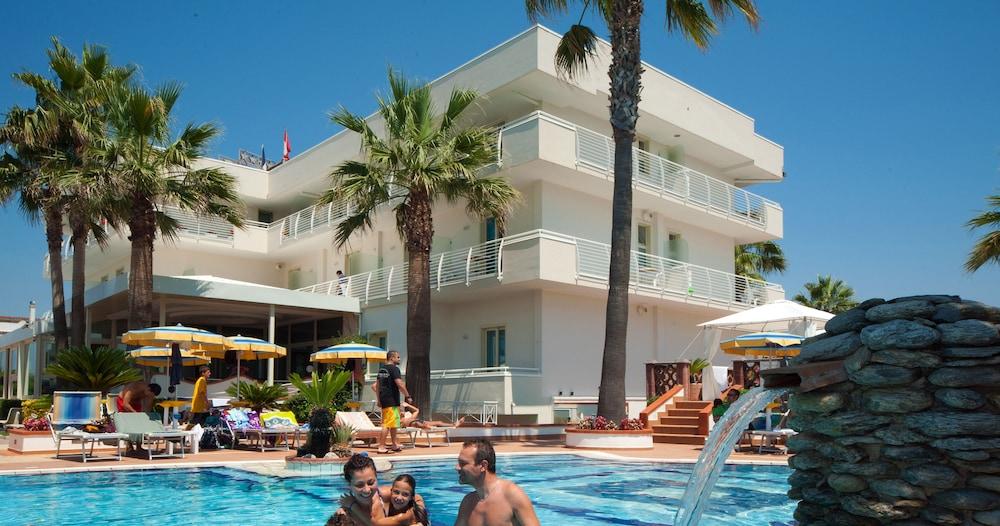 Hotel Olimpico Pontecagnano Faiano Exterior foto